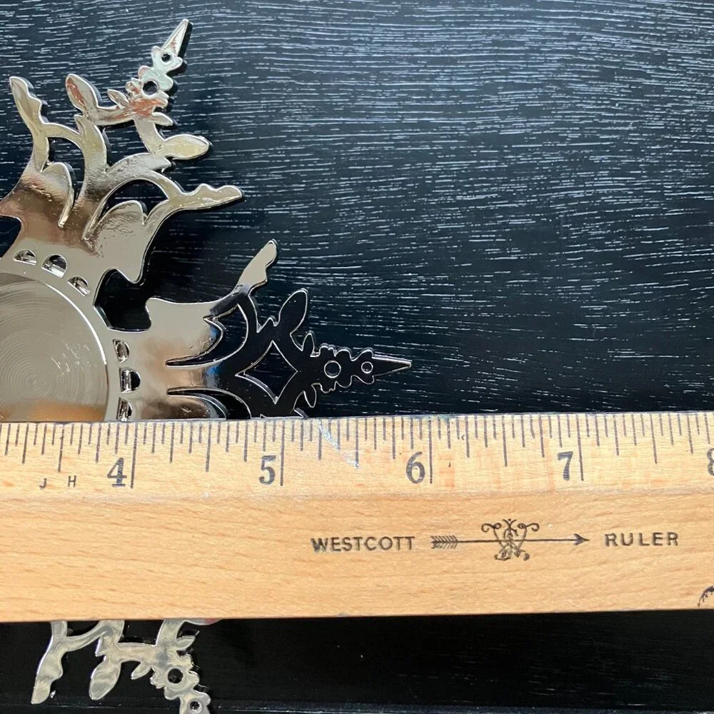 New In the Box Restoration Hardware Snowflake Tealight Candle Holders Set of 3